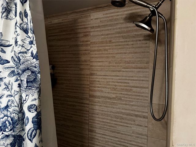 39 Sengstacken Drive, Stony Point, NY 10980