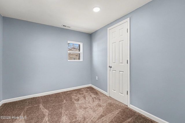 800 E Lizzie Street, Selma, NC 27576