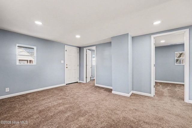 800 E Lizzie Street, Selma, NC 27576