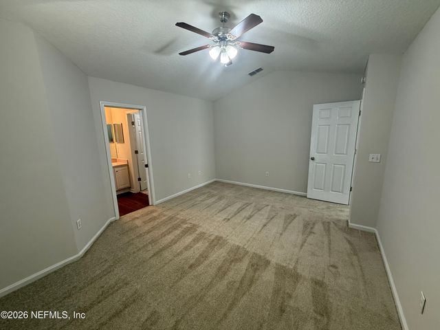 5550 OAK CROSSING Drive, Jacksonville, FL 32244