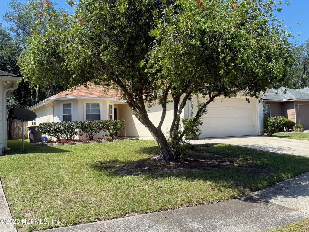 5550 OAK CROSSING Drive, Jacksonville, FL 32244