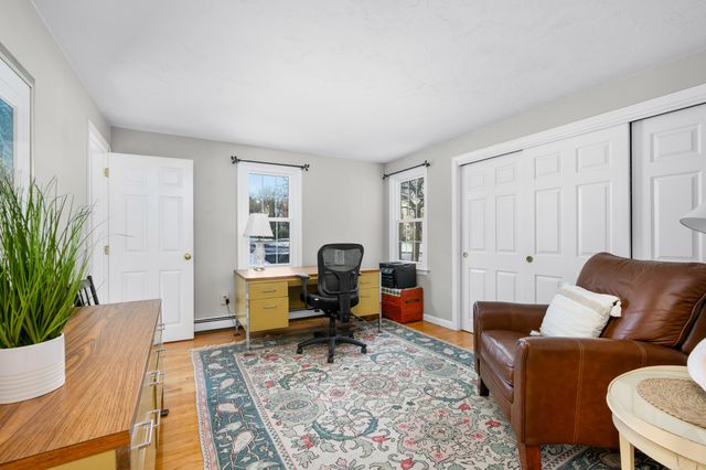 36 Island Street, East Dennis, MA 02641