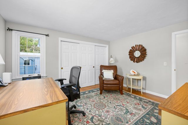 36 Island Street, East Dennis, MA 02641