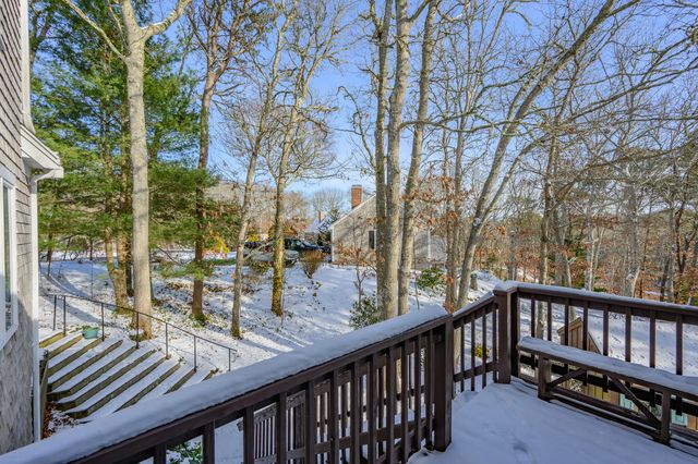 36 Island Street, East Dennis, MA 02641