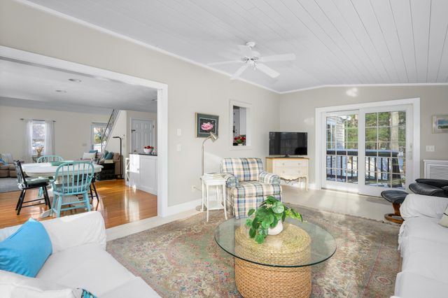 36 Island Street, East Dennis, MA 02641