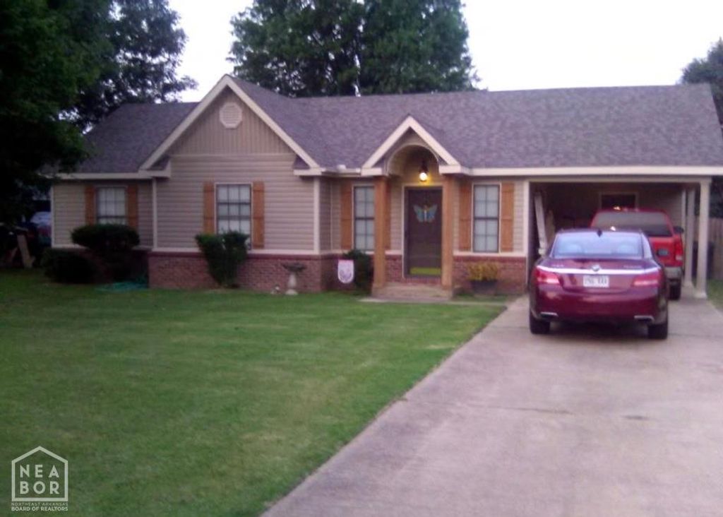 608 Windrew Circle, Jonesboro, AR 72405