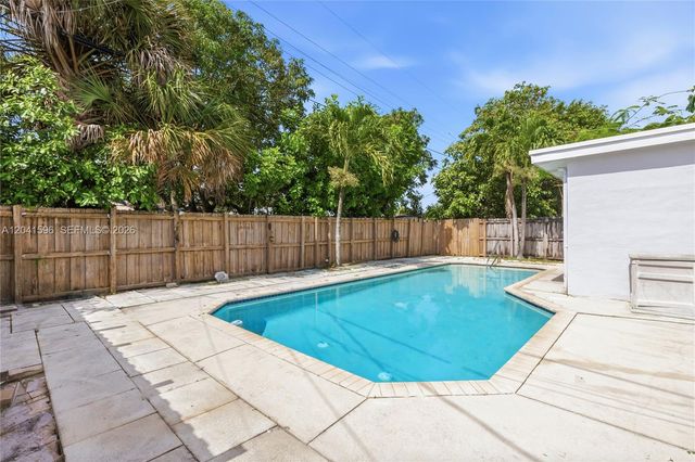 230 NW 55th Street, Oakland Park, FL 33309
