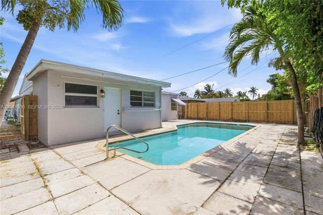 230 NW 55th Street, Oakland Park, FL 33309