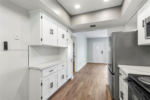 230 NW 55th Street, Oakland Park, FL 33309