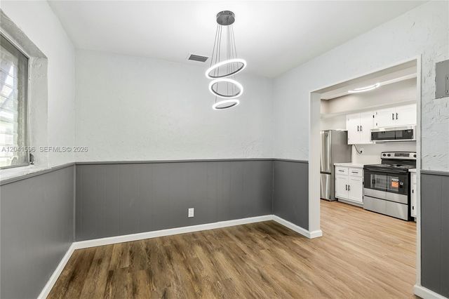 230 NW 55th Street, Oakland Park, FL 33309