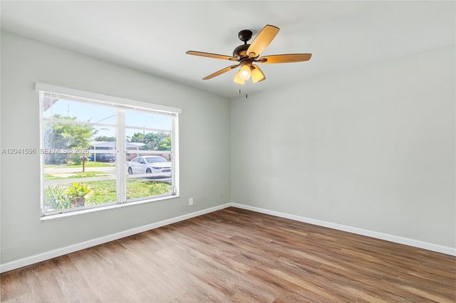 230 NW 55th Street, Oakland Park, FL 33309
