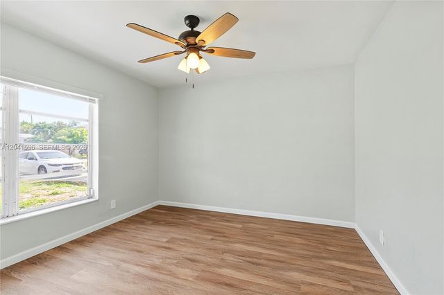 230 NW 55th Street, Oakland Park, FL 33309
