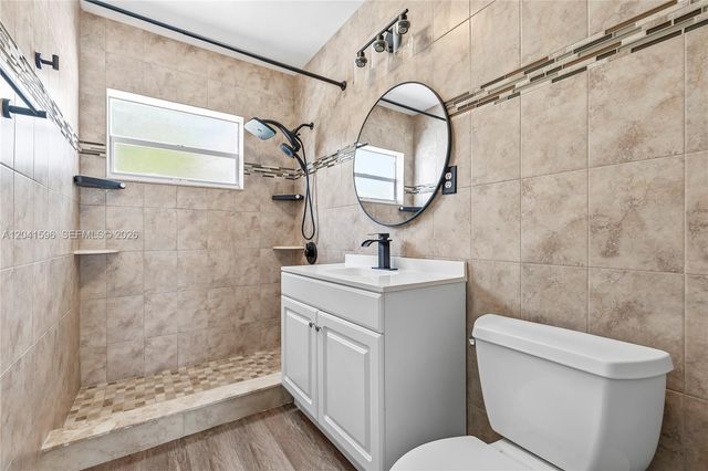 230 NW 55th Street, Oakland Park, FL 33309