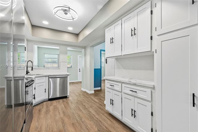 230 NW 55th Street, Oakland Park, FL 33309