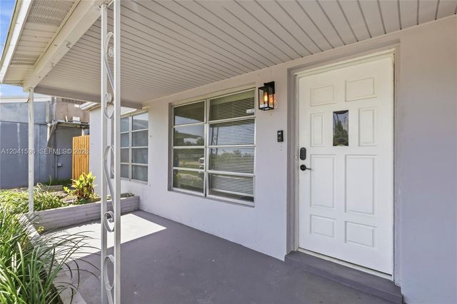 230 NW 55th Street, Oakland Park, FL 33309