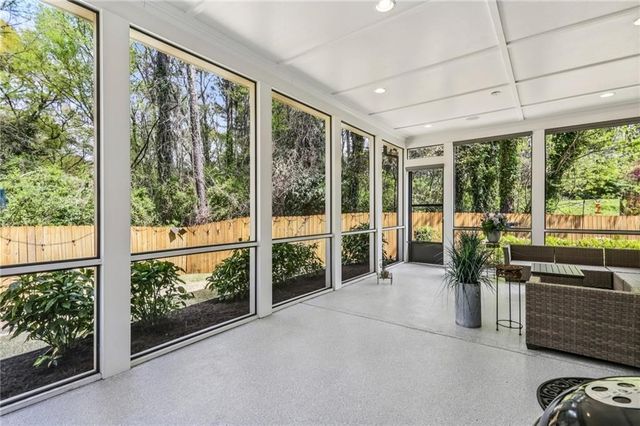 2039 Westside Boulevard, Atlanta, GA 30318