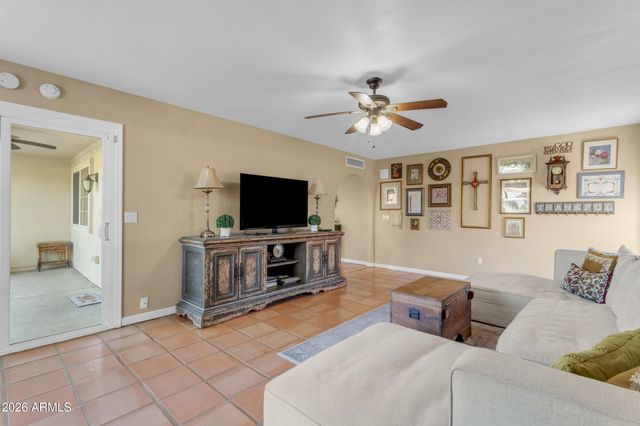 6409 S HAZELTON Lane, Tempe, AZ 85283