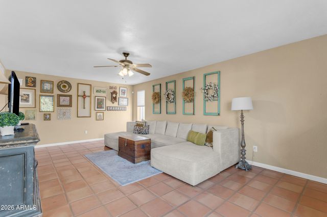 6409 S HAZELTON Lane, Tempe, AZ 85283