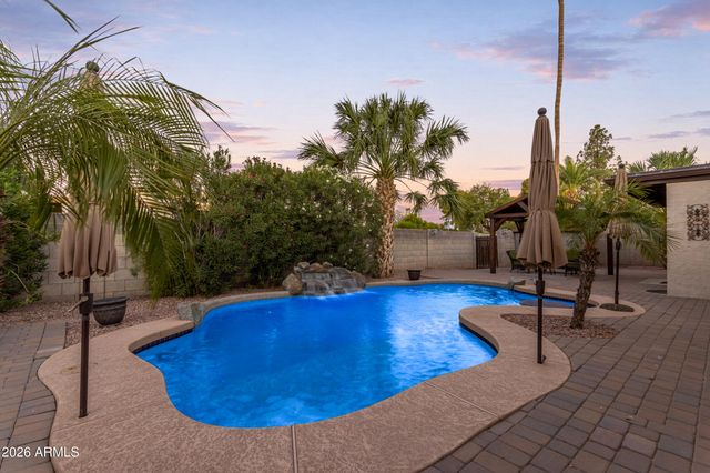 6409 S HAZELTON Lane, Tempe, AZ 85283