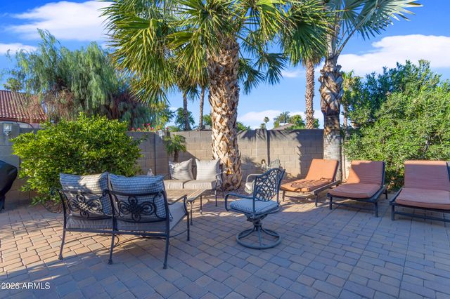 6409 S HAZELTON Lane, Tempe, AZ 85283