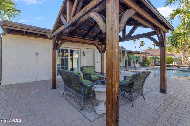 6409 S HAZELTON Lane, Tempe, AZ 85283