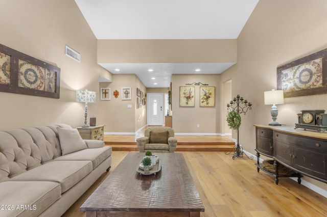 6409 S HAZELTON Lane, Tempe, AZ 85283