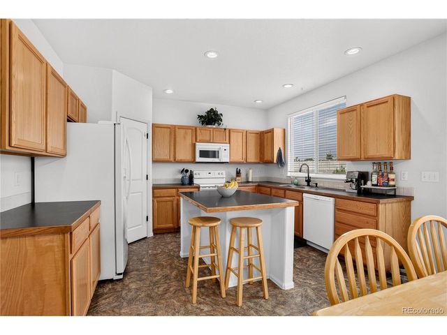 3389 Bayberry Ln, Johnstown, CO 80534