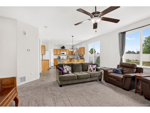 3389 Bayberry Ln, Johnstown, CO 80534