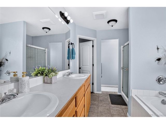 3389 Bayberry Ln, Johnstown, CO 80534