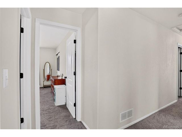 3389 Bayberry Ln, Johnstown, CO 80534