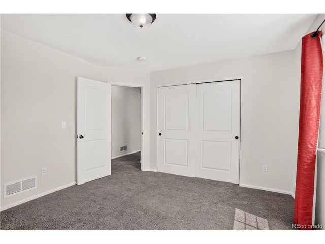 3389 Bayberry Ln, Johnstown, CO 80534