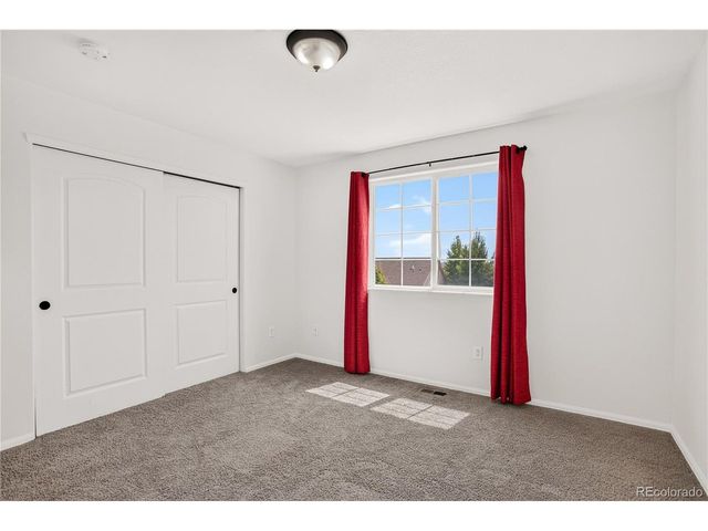 3389 Bayberry Ln, Johnstown, CO 80534