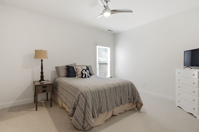3805 Somers Ln, Thompsons Station, TN 37179