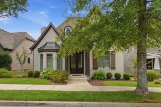 3805 Somers Ln, Thompsons Station, TN 37179