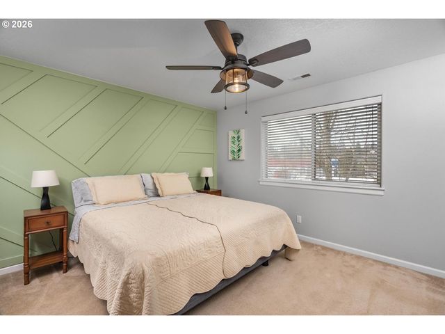 4923 Se LUCAS Ct, Milwaukie, OR 97267