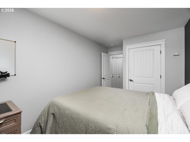 4923 Se LUCAS Ct, Milwaukie, OR 97267