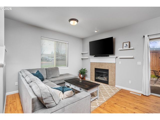 4923 Se LUCAS Ct, Milwaukie, OR 97267