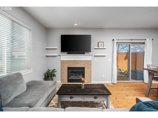 4923 Se LUCAS Ct, Milwaukie, OR 97267