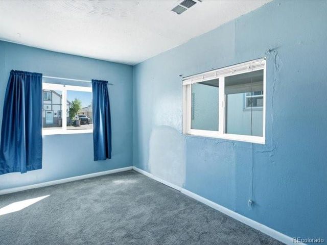 135 N 9th Ave, Brighton, CO 80601