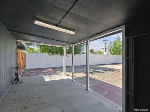 135 N 9th Ave, Brighton, CO 80601