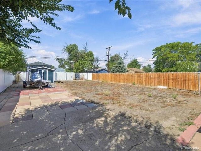 135 N 9th Ave, Brighton, CO 80601