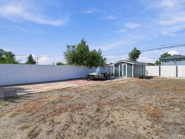 135 N 9th Ave, Brighton, CO 80601