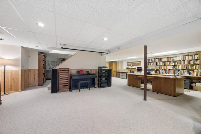 1361 Champion Forest Court, Wheaton, IL 60187