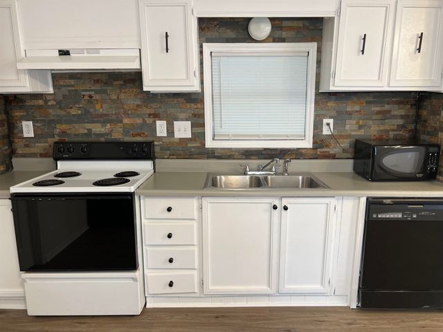 2712 Aquarius Dr., Myrtle Beach, SC 29575