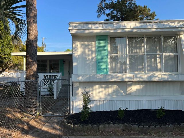 2712 Aquarius Dr., Myrtle Beach, SC 29575