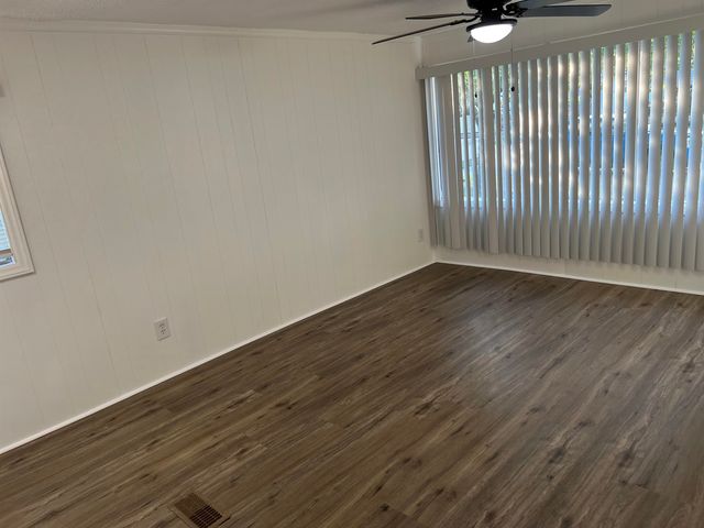 2712 Aquarius Dr., Myrtle Beach, SC 29575