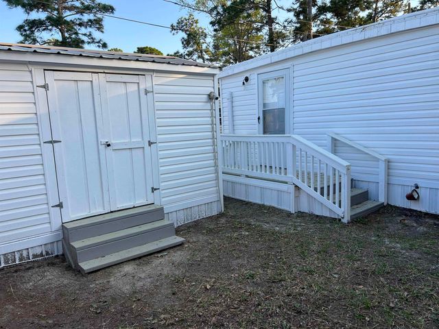 2712 Aquarius Dr., Myrtle Beach, SC 29575