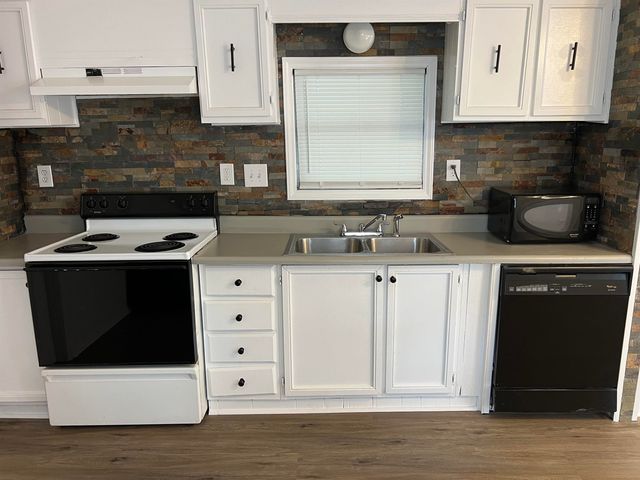 2712 Aquarius Dr., Myrtle Beach, SC 29575