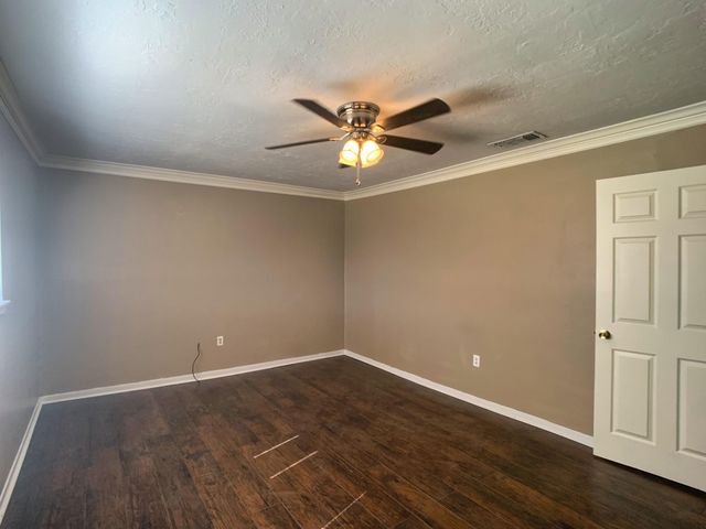 2023 Papoose Trail, Crosby, TX 77532