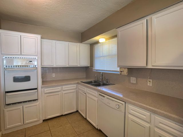 2023 Papoose Trail, Crosby, TX 77532